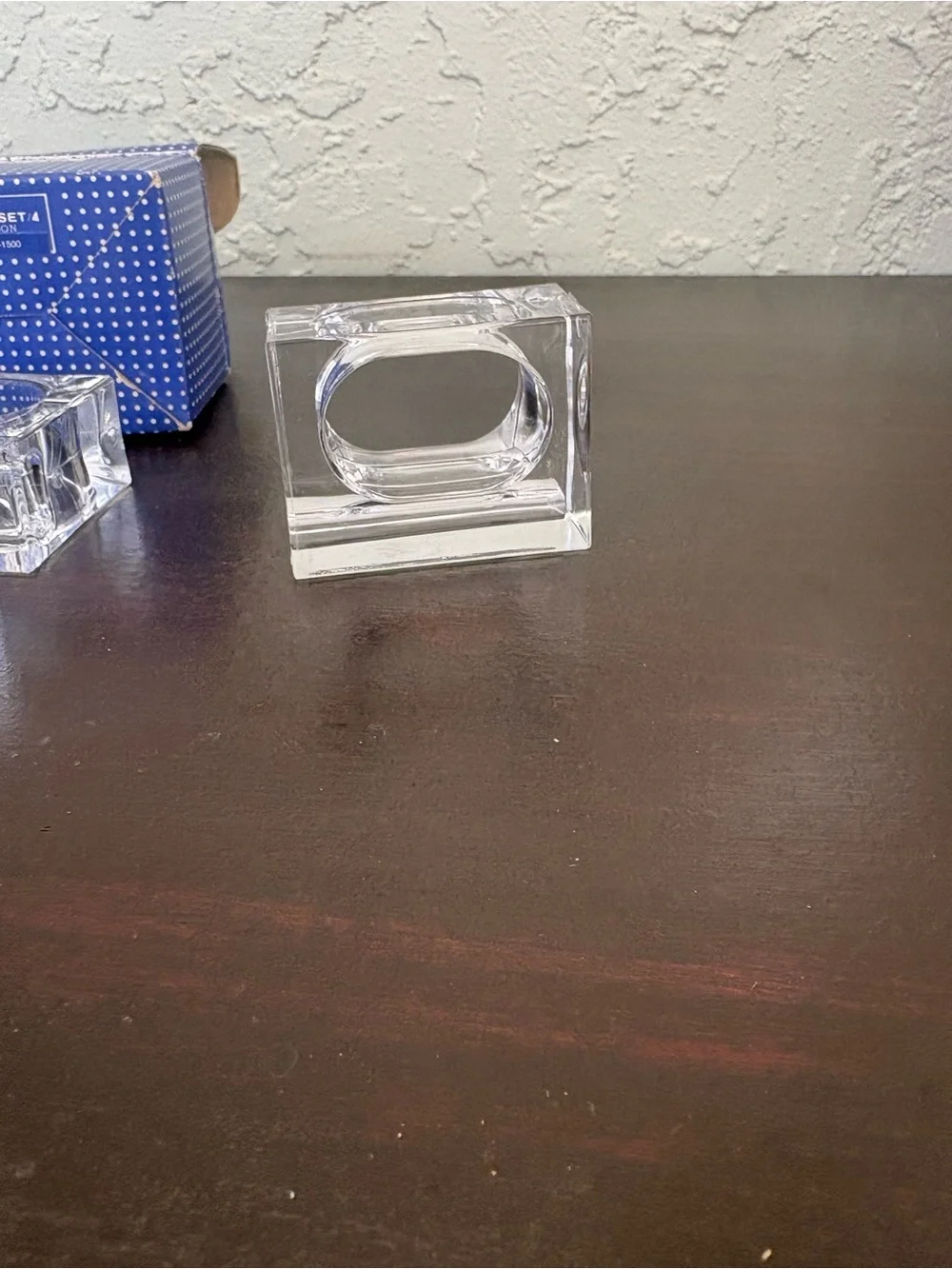 /vintage 2 sets of four Lillian Vernon clear lucite acrylic napkin ring holders